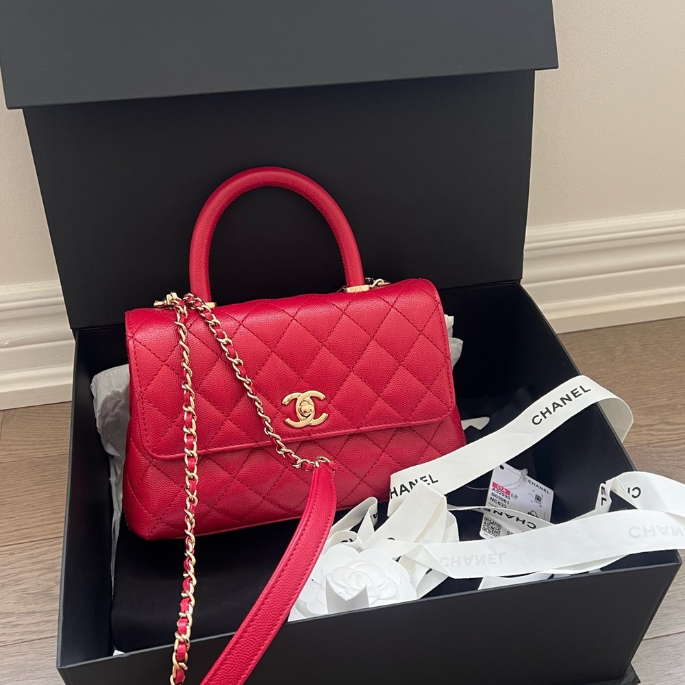 Chanel coco handle bag